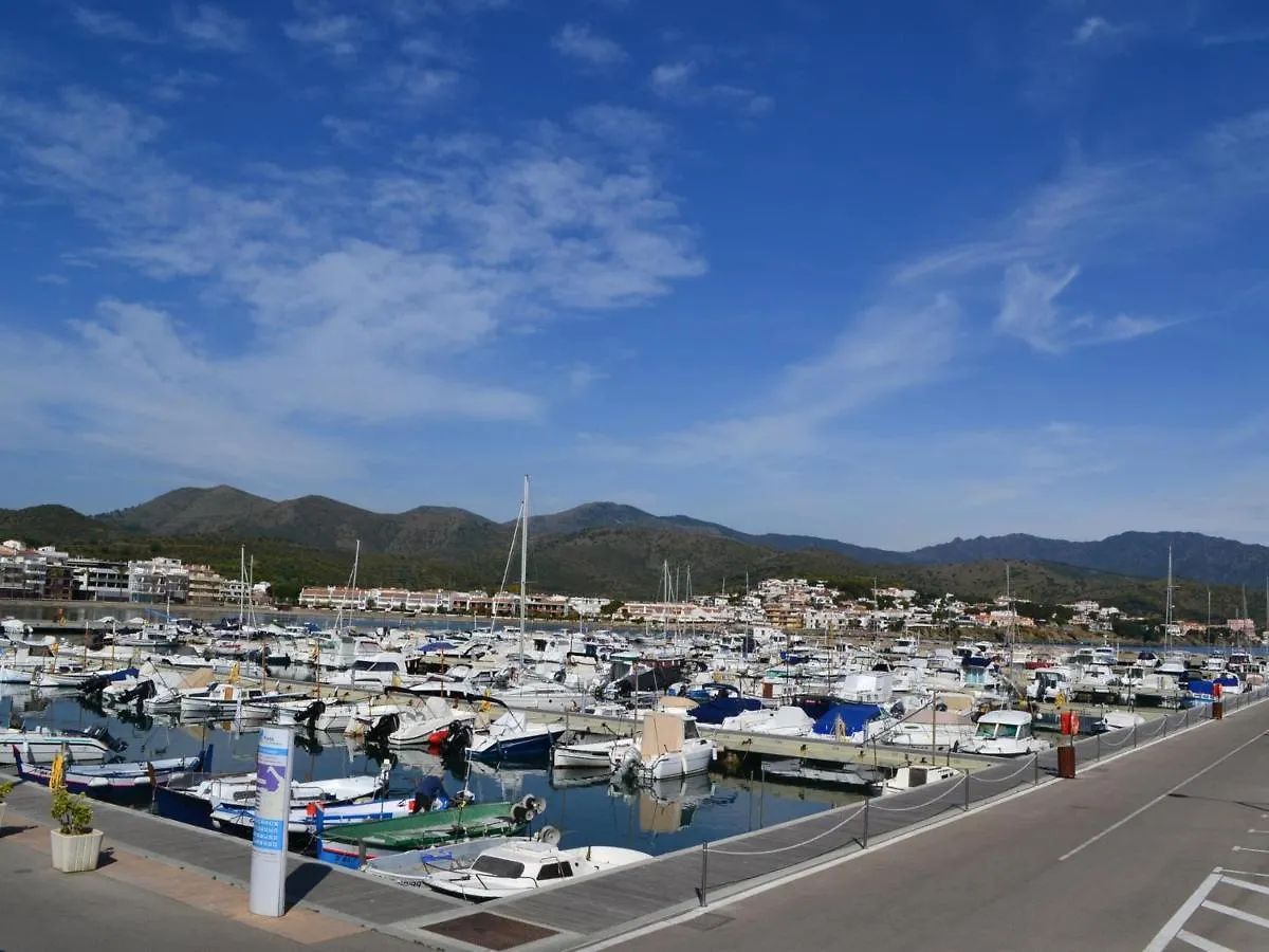 Apartamento En Sant Carles Con Piscina, Cerca De La Playa Y Del Centro - Es-170-41 Llança 0*,  Spanje
